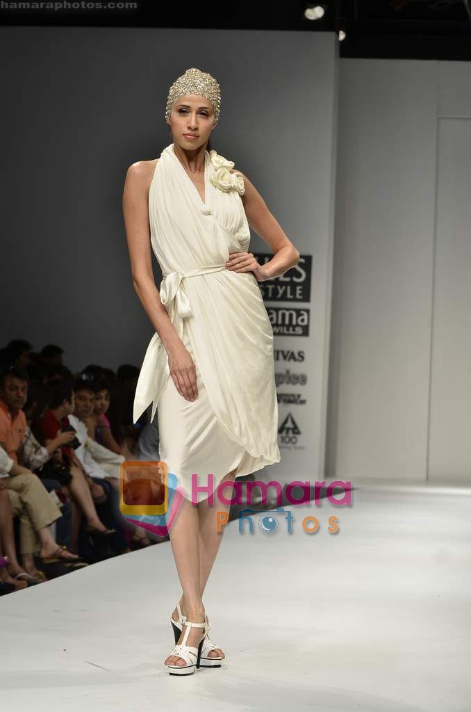 Model walks the ramp for Sonia Sarin Designs show on Wills Lifestyle India Fashion Week 2011 � Day 4 in Delhi on 9th April 2011 