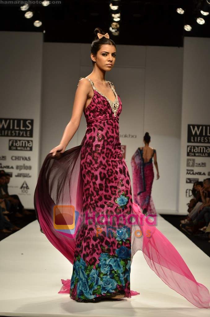 Model walks the ramp for Rabani Rakha show on Wills Lifestyle India Fashion Week 2011-Day 5 in Delhi on 10th April 2011 