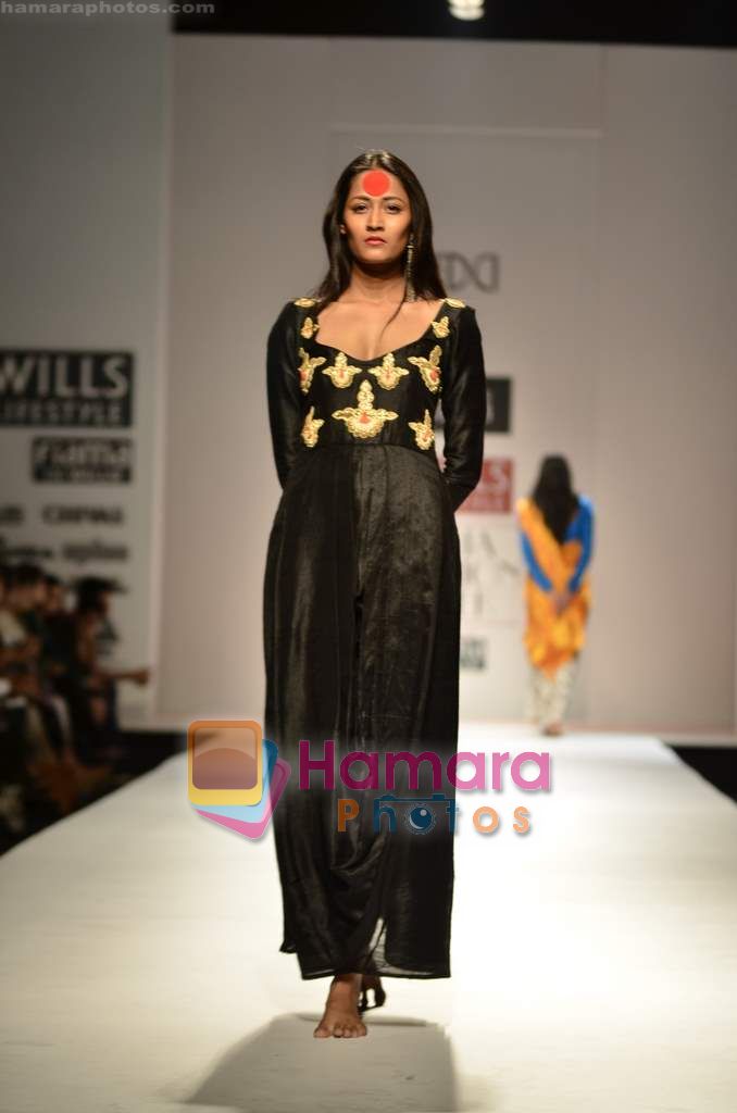 Model walks the ramp for Masaba show on Wills Lifestyle India Fashion Week 2011-Day 5 in Delhi on 10th April 2011 