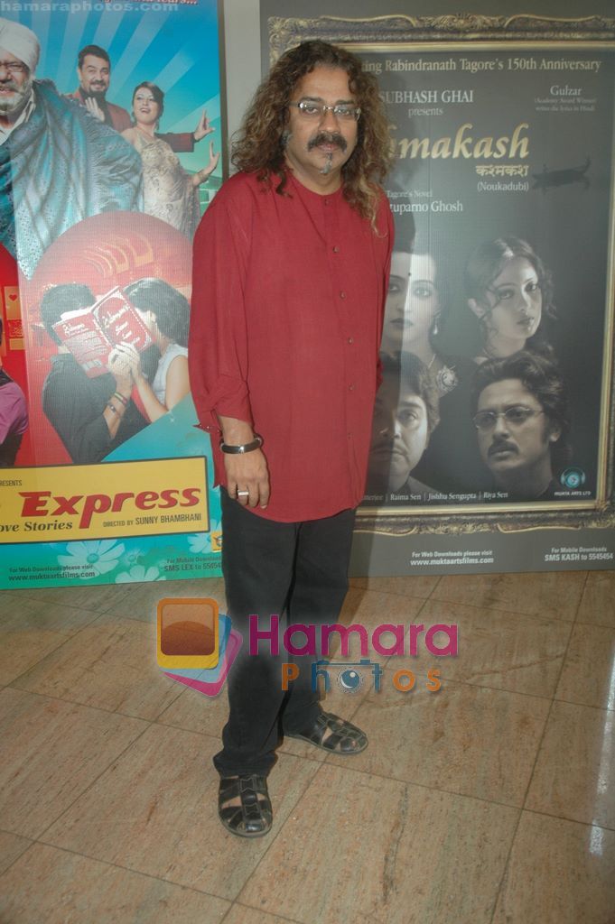 Hariharan at the launch of LOVE EXPRESS and CYCLE KICK in The Club, Andheri, Mumbai on 12th April 2011 
