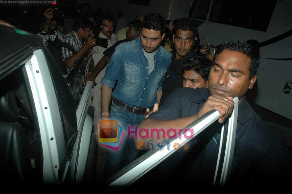 Abhishek Bachchan promote Dum Maro Dum film at No Smoking Concert in Chitrakoot Ground on 16th April 2011 