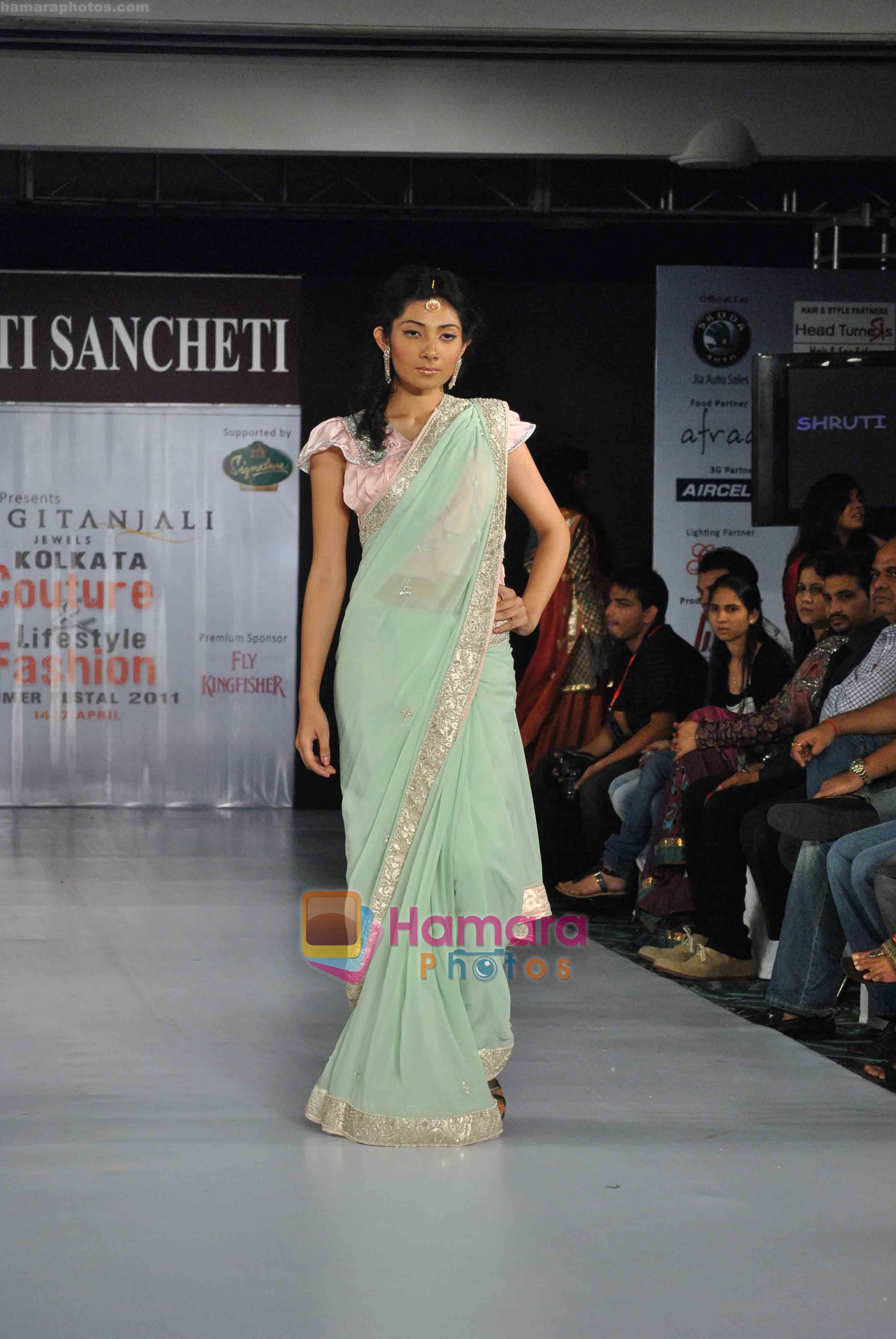Model walk the ramp for Shruti Sancheti of PINNACLE at the Kolkata Couture Lifestyle Fashion Week on the 17th of April 2011 