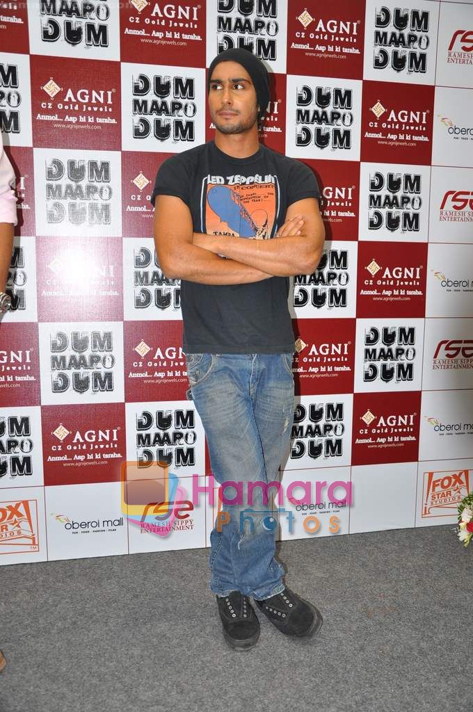 Prateik Babbar at Dum Maro Dum Promotion in association with Agni CZ Gold Jewels in Oberoi Mall on 21st April 2011 