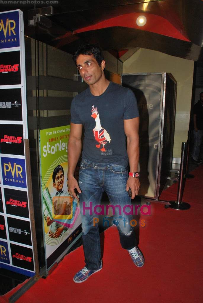 Sonu Sood at Fast and Furious 5 Indian Premiere in PVR, Juhu, Mumbai on 4th May 2011 
