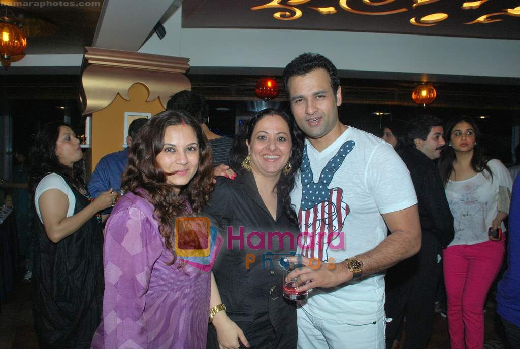 Rohit Roy at Suhas Awchat's Goa Portuguesa launch in Lokhandwala on 5th May 2011 