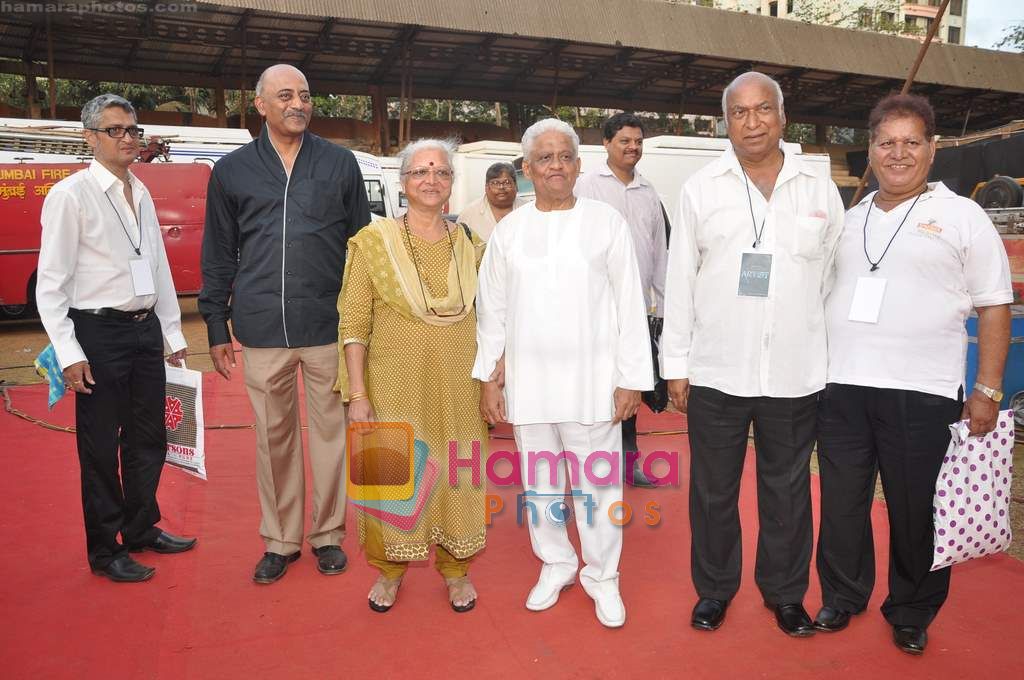 Pyarelal at Pyarelal's musical concert in Andheri Sports Complex on 7th May 2011 