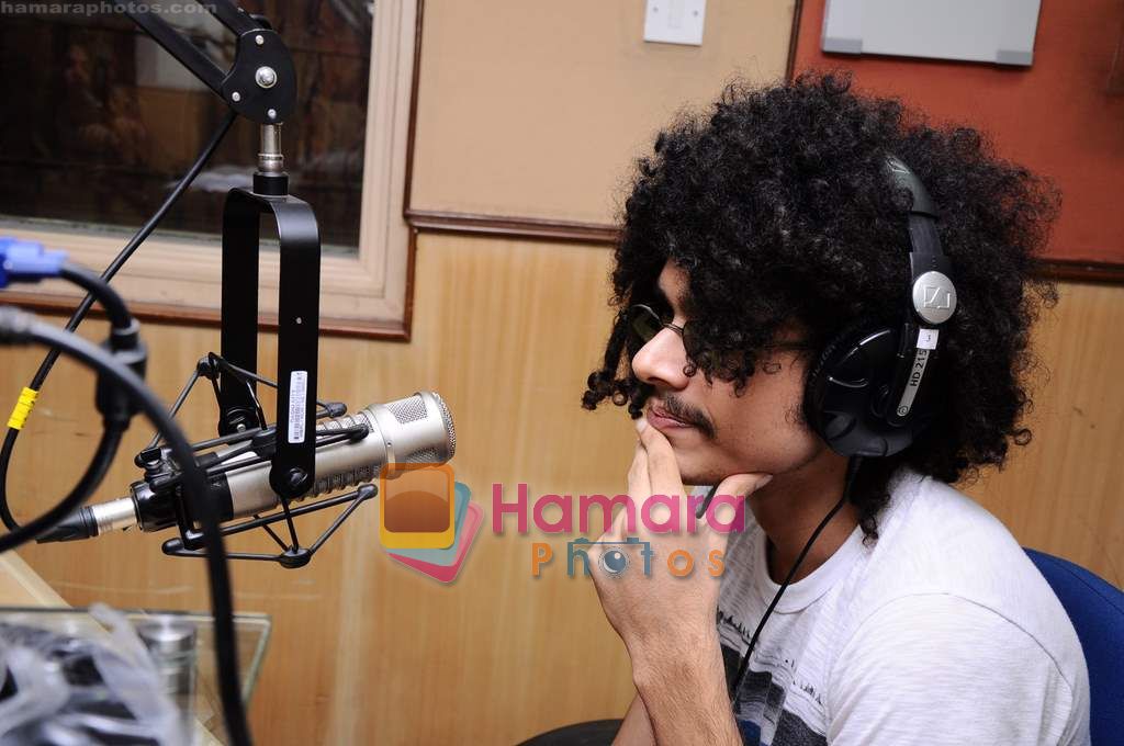 Imaad Shah Promote 404 at Radio City in Bandra, Mumbai on 11th May 2011