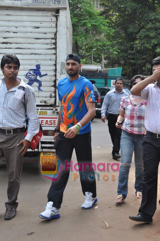 Harbhajan Singh Pepsi promo event in Wankhede on 18th May 2011