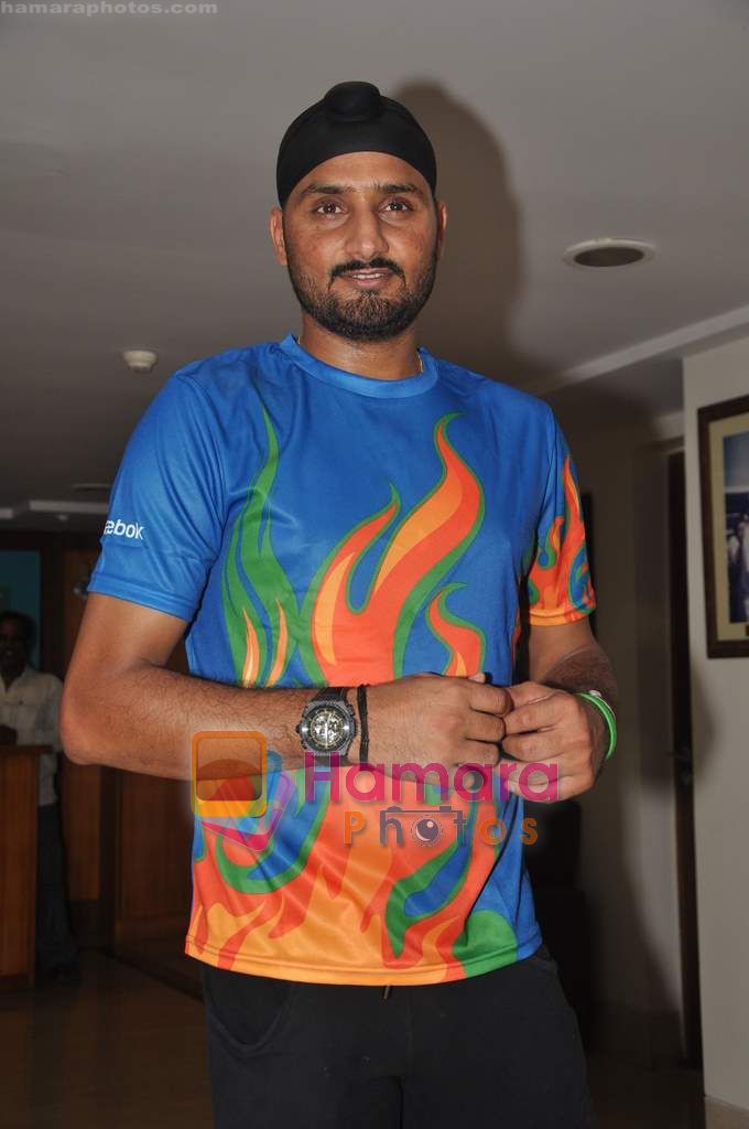 Harbhajan Singh Pepsi promo event in Wankhede on 18th May 2011 