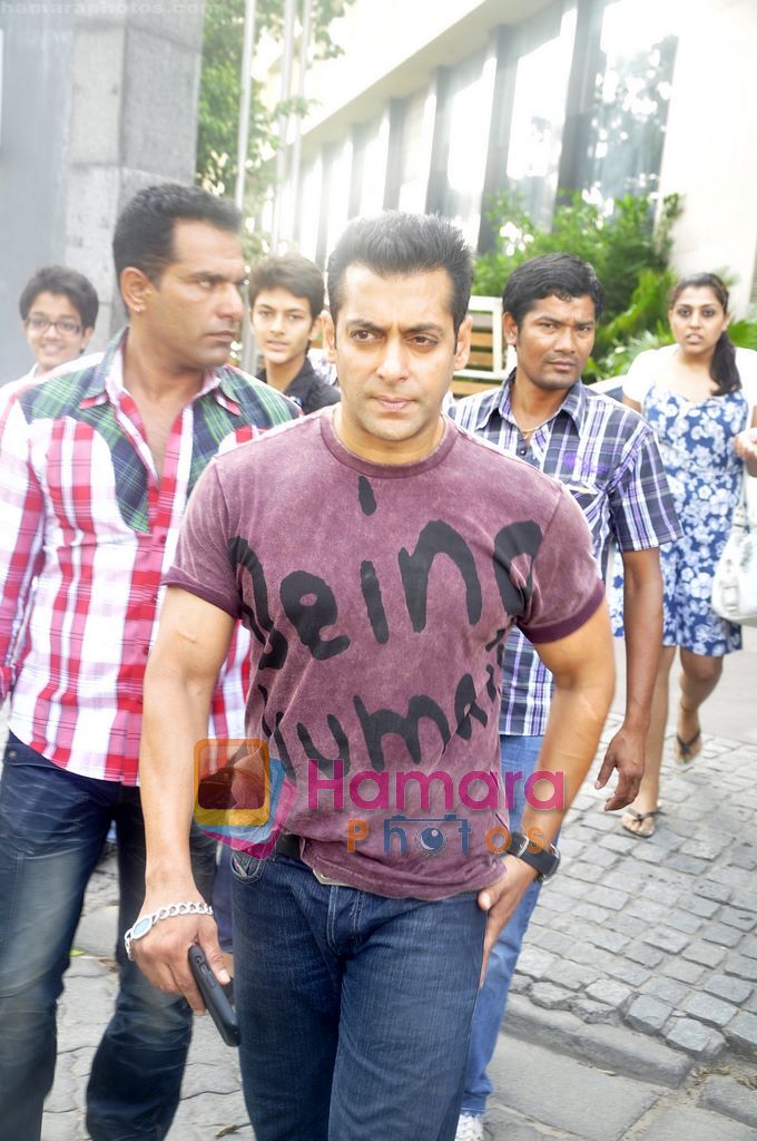 Salman Khan at Ready live mad concert announcement in Novotel, Juhu, Mumbai on 20th May 2011