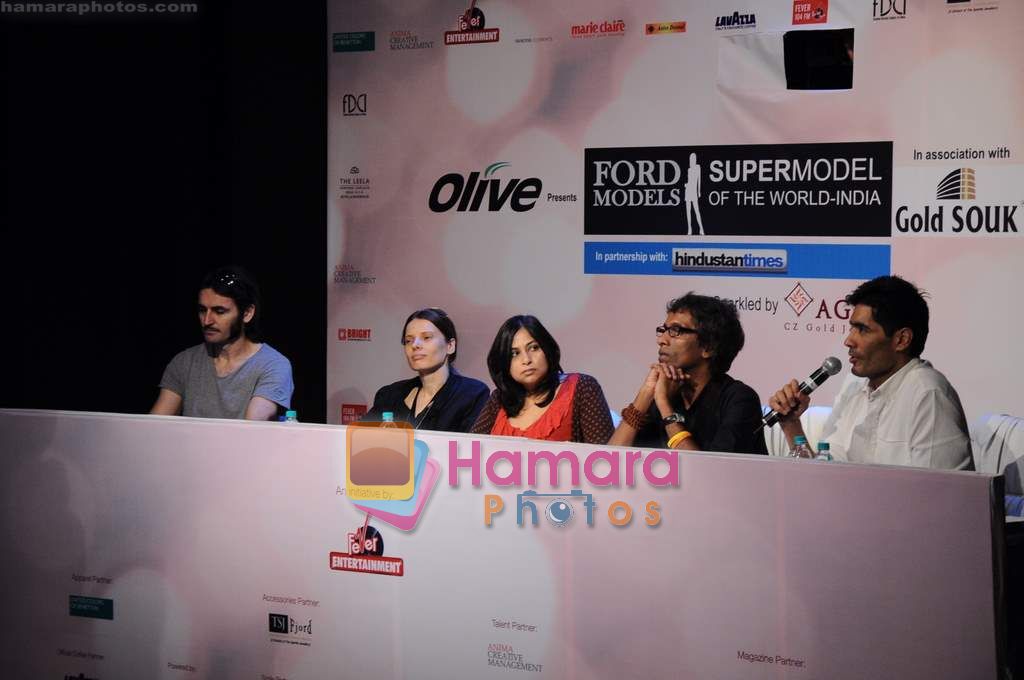 Manish Malhotra at Ford Super Model auditions in St Andrews on 23rd May 2011 