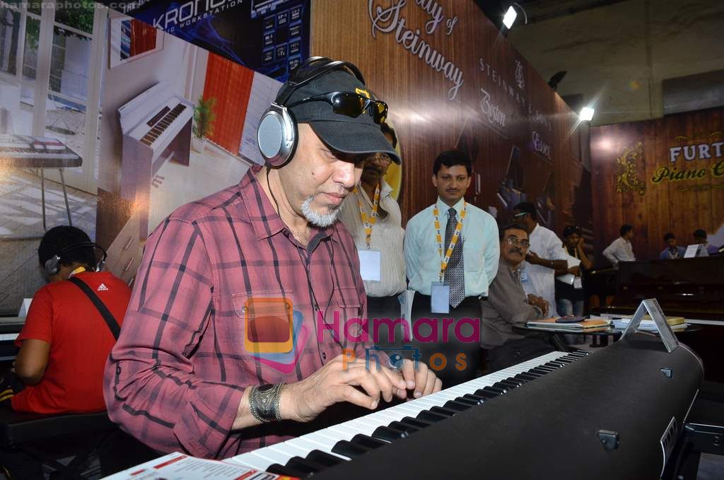 Loy Mendonsa snapped at Palm Expo in NSE Goregaon on 2nd June 2011 