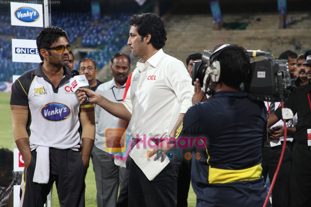 Sunil Shetty grace CCL opening ceremony in Bangalore, India on 6th June 2011 