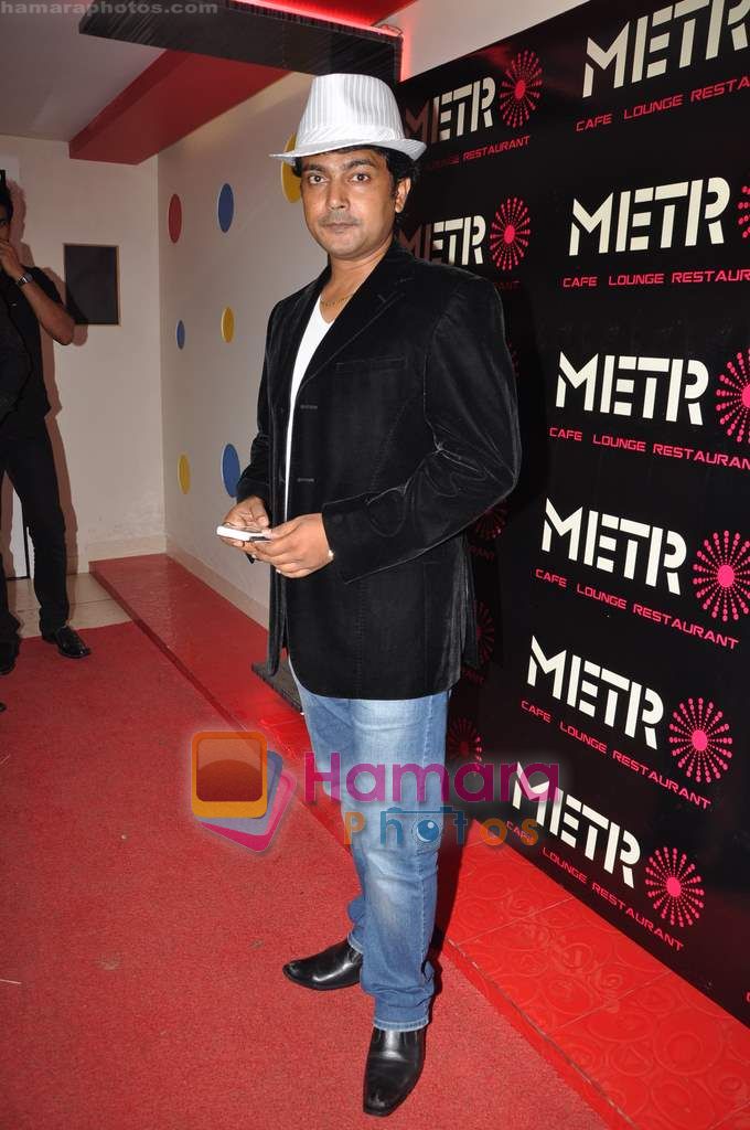 Navin Prabhakar at Metro Lounge launch hosted by designer Rehan Shah in Cafe Lounge Restaurant, Mumbai on 10th June 2011-1 