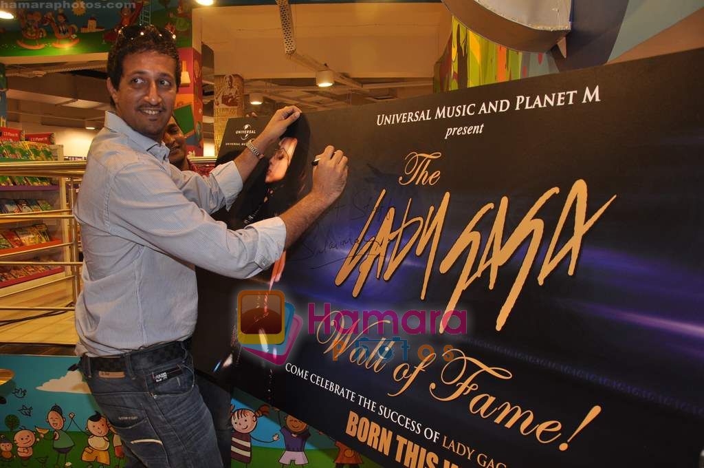 Suliaman Merchant inaugurate Lady Gaga photo exhibition and desi mixes of Lady Ga-ga Born This Way and Judas in Planet M on 17th June 2011 
