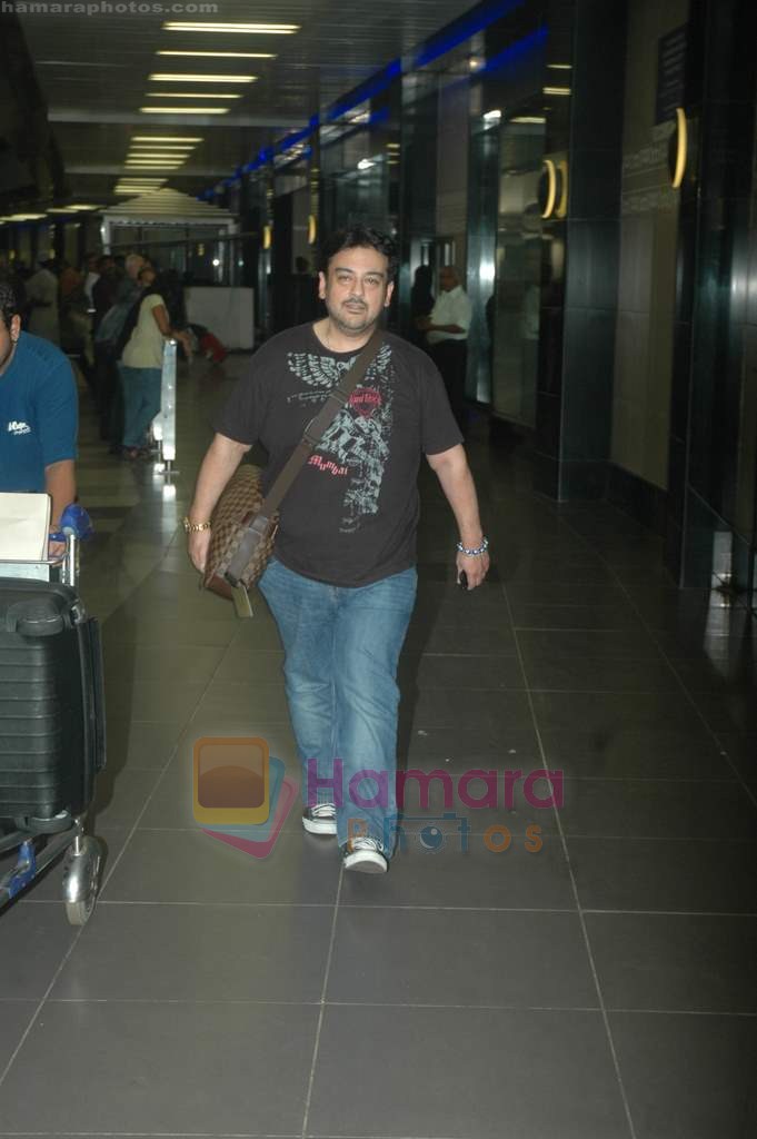 Adnan Sami snapped at International Airport after concerts in Dubai, NZ and Australia on 19th June 2011 
