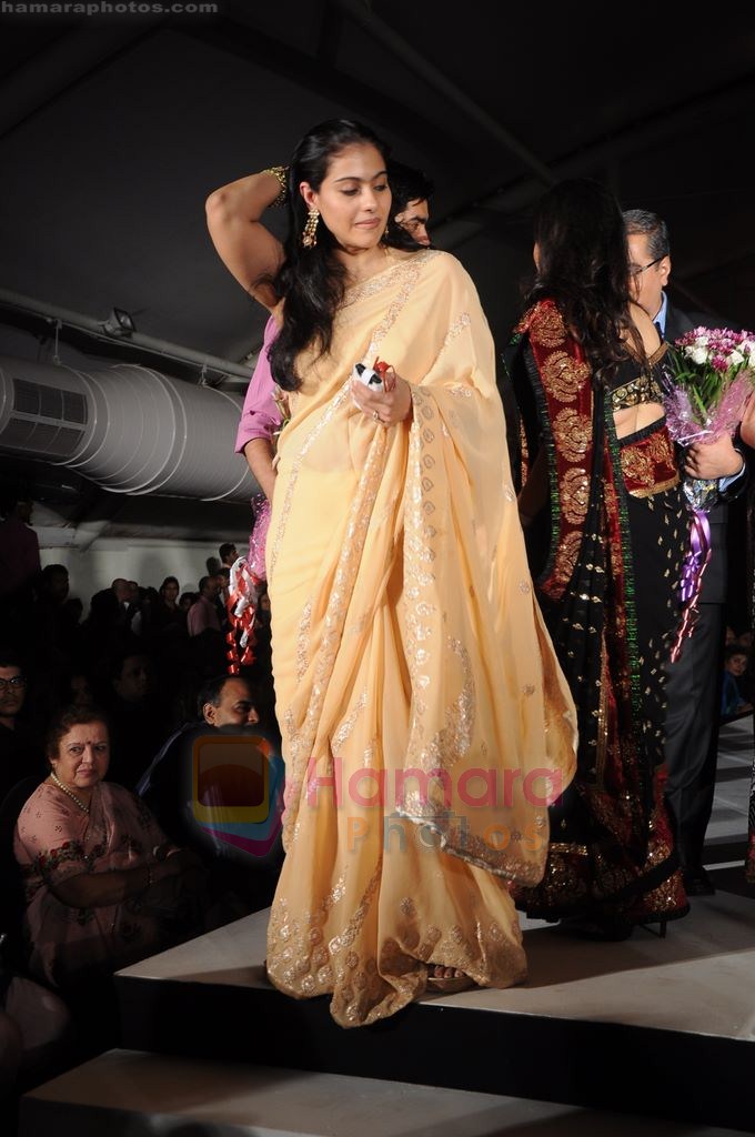 Kajol at Pidilite-CPAA charity fashion show in Intercontinental The Lalit, Mumbai on 19th June 2011 