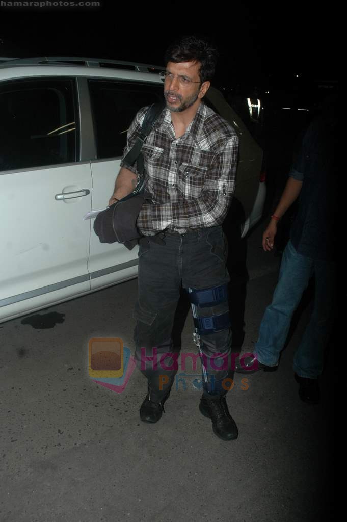 Javed Jaffery leave for IIFA in Mumbai Airport on 21st June 2011 