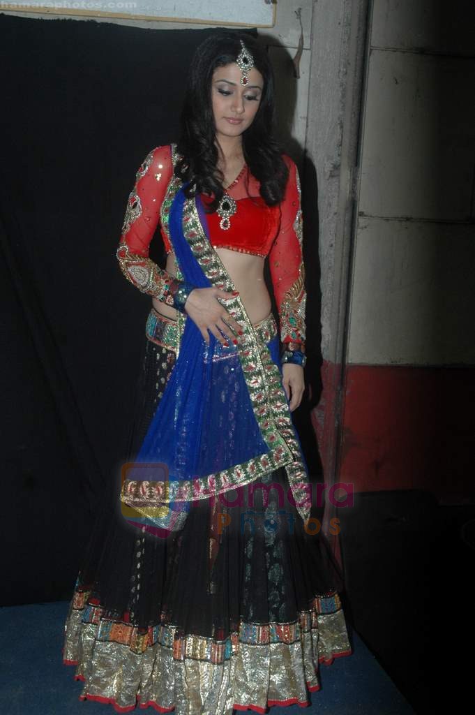 Ragini Khanna at Ratan Ka Rishta on location in Goregaon on 25th June 2011 