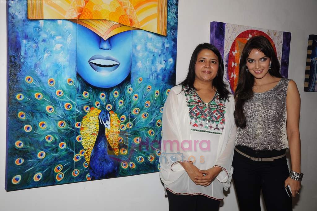 Shazahn Padamsee at Poonam Aggarwal art event in Museum Art gallery on 27th June 2011 
