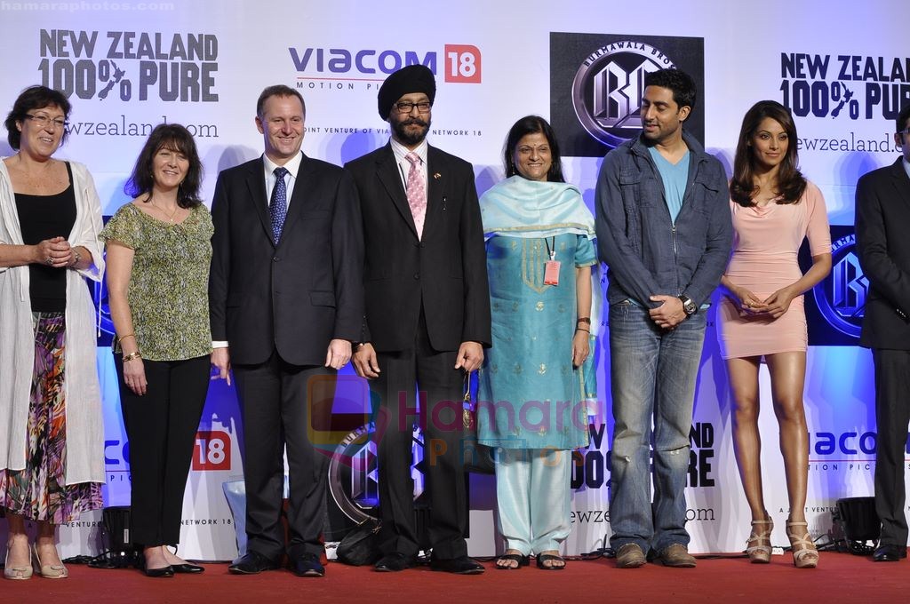 Bipasha Basu, Abhishek Bachchan with Cast of the film Players meet NZ's Prime Minister John Key in Filmcity, Mumbai on 29th June 2011 