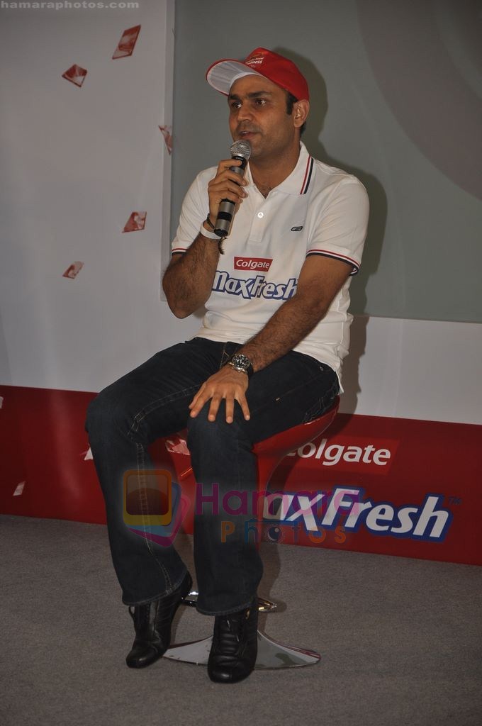 Virender Sehwag meets Colgate Maxfresh contest winners in Intercontinental Lalit, Mumbai on 7th July 2011