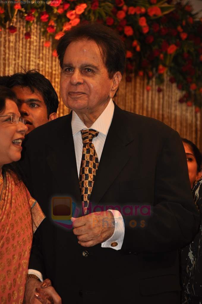 Dilip Kumar at Dr Abhishek and Dr Shefali's wedding reception in Khar on 10th July 2011