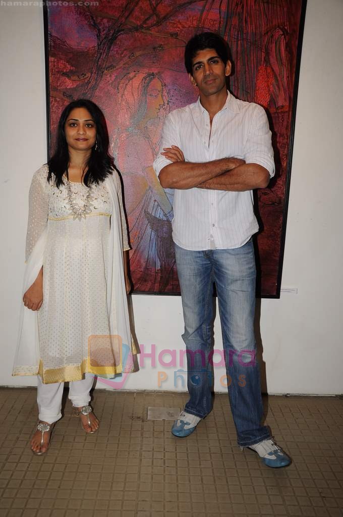 Rahul Singh at Reka Rana's art exhibition in Jehangir on 13th JUly 2011