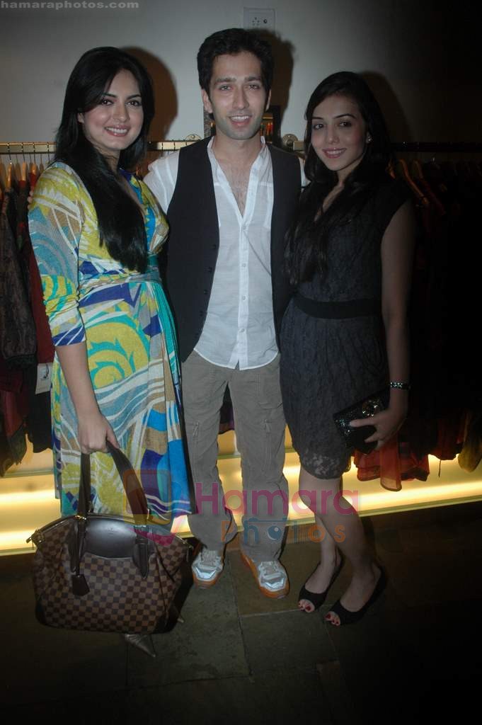 Nakuul Mehta at the launch of Designer Pallavi Goenka's the new festive  collections in Mumbai on 20th July 2011