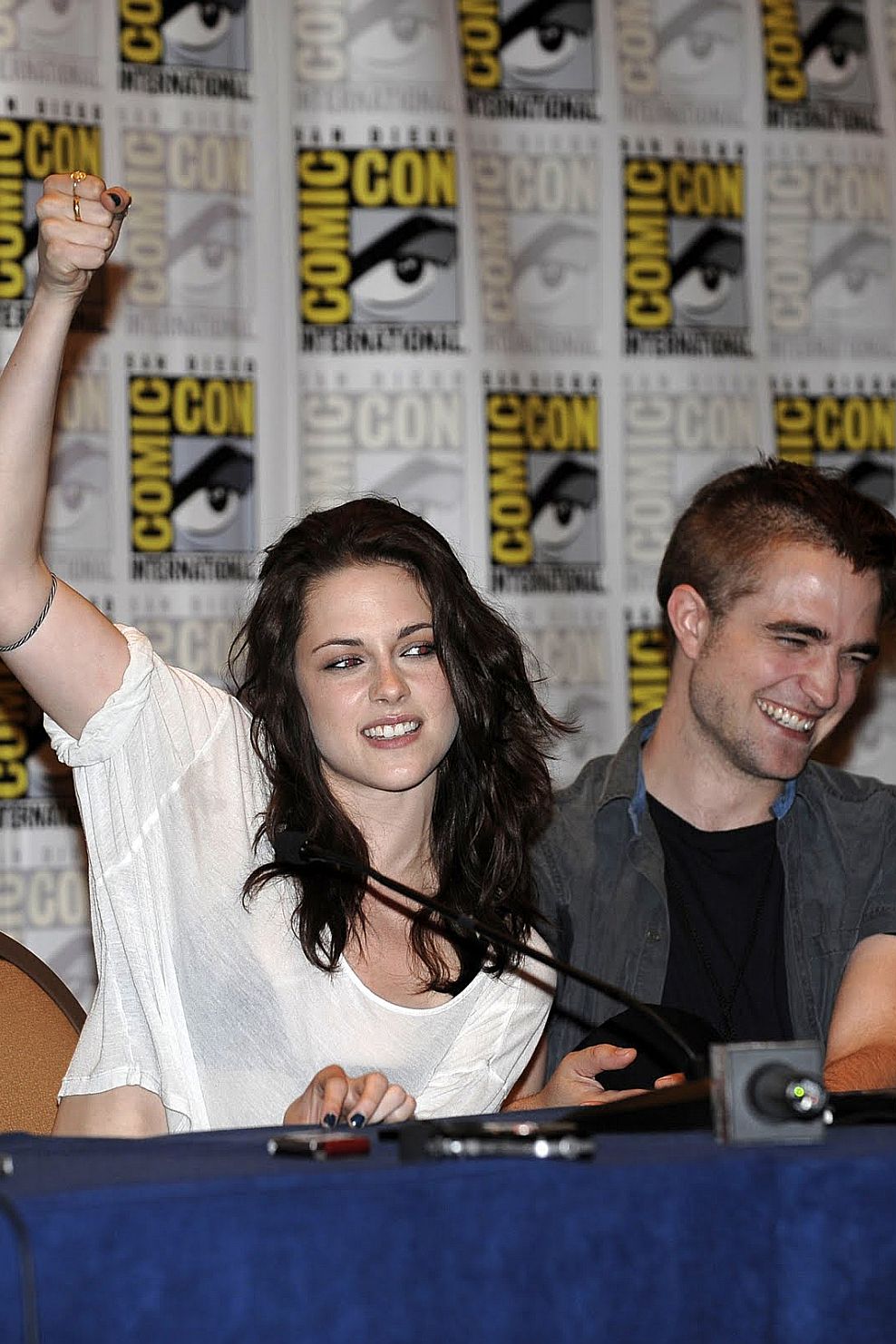 Robert Pattinson, Kristen Stewart poses to promote Breaking Dawn from the Twilight Saga at  the 2011 Comic-Con International Day 1 at the San Diego Convention Center on July 21, 2011