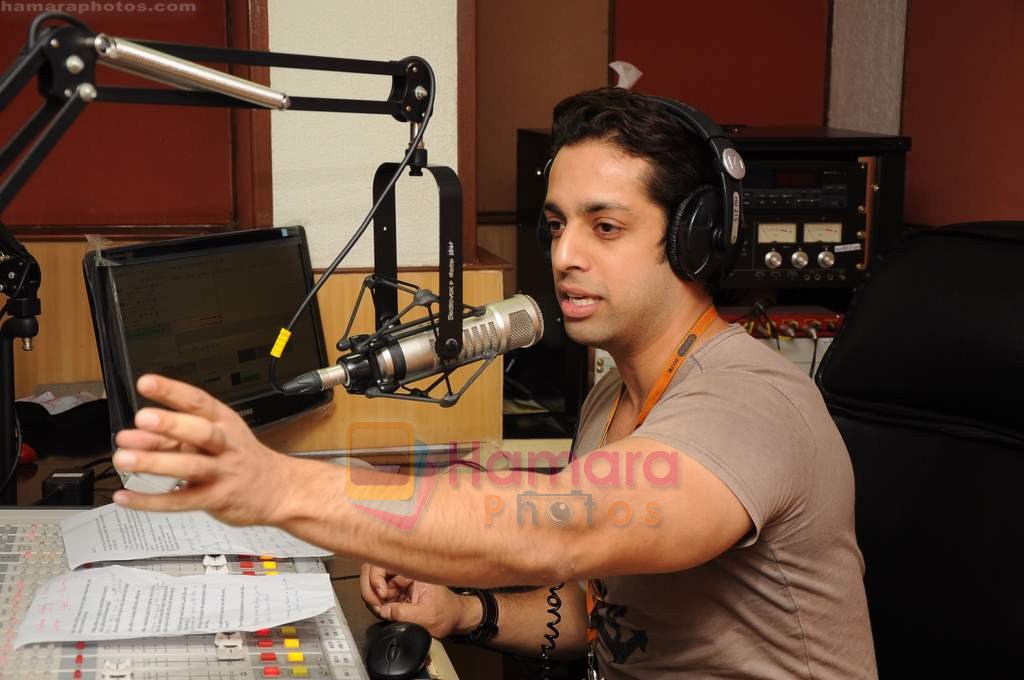 Salil Acharya at the Audio release of Chala Mussaddi - Office Office in Radiocity Office on 25th July 2011