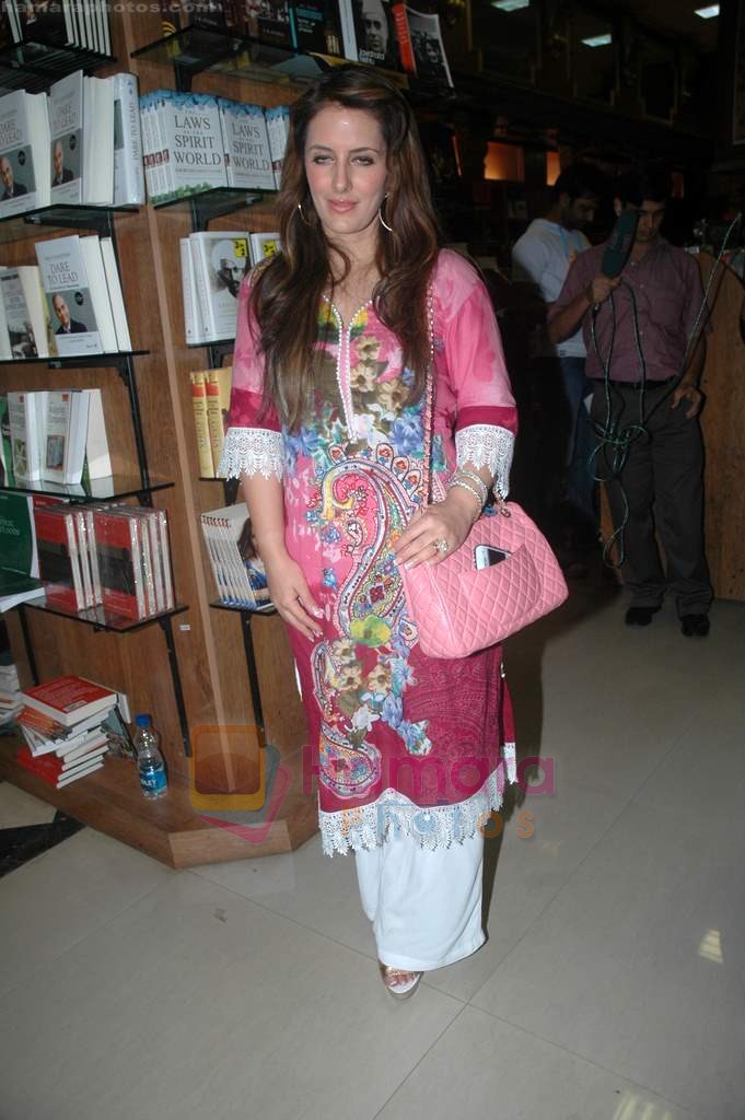 Pria Kataria Puri at book launch Truly Madly Deeply in Landmark, Mumbai on 29th July 2011