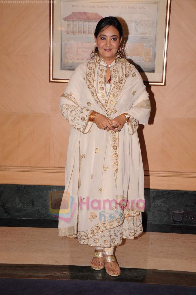 Jaspinder Narula at Ghazal festival Khazana day 2 in Trident, Mumbai on 30th July 2011