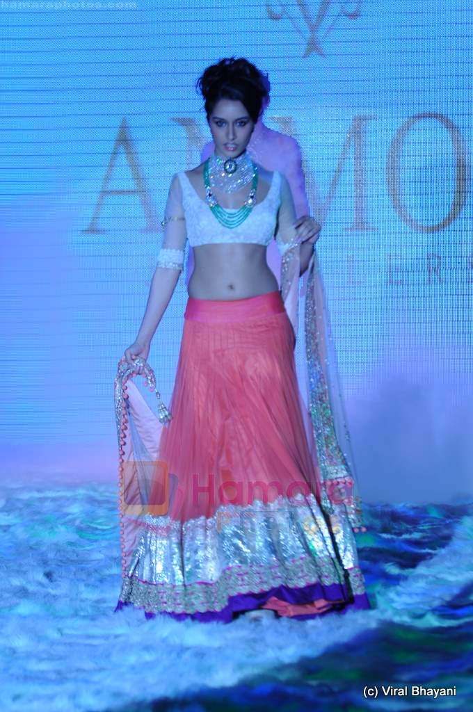 Shraddha Kapoor walks the ramp for Anmol show at IIJW 2011 Day 4 in Grand Hyatt on 3rd Aug 2011