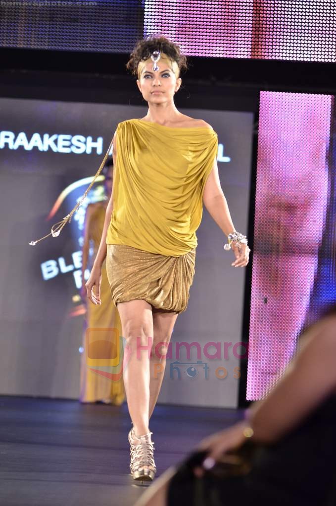 Model walks the ramp for Raakesh Aggarwal in Blenders Pride Tour day 1 in Taj Land's End on 5th Aug 2011