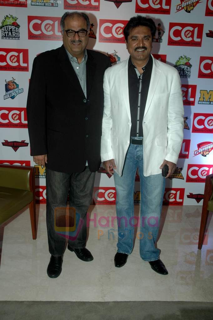 Boney Kapoor at Salman's CCL press conference in Bandra, Mumbai on 6th Aug 2011
