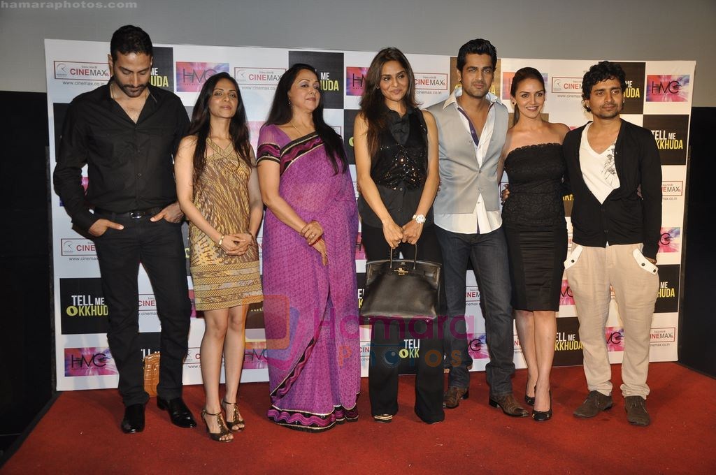 Madhoo, Arjan Bajwa, Hema Malini, Esha Deol, Chandan Roy Sanyal, Sudhanshu Pandey unveil Tell Me O Khuda look in Cinemax, Mumbai on 12th Aug 2011