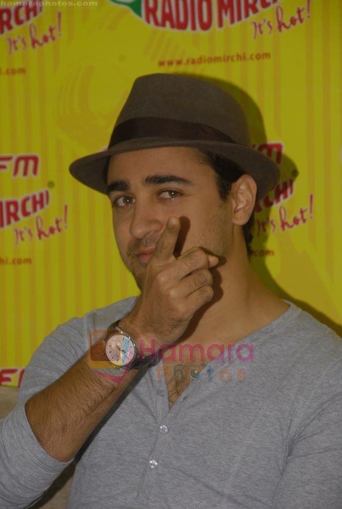 Imran Khan promote their film _Mere Brother Ki Dulhan_ at 98.3 FM Radio Mirchi in Lower Parel on 12th Aug 2011