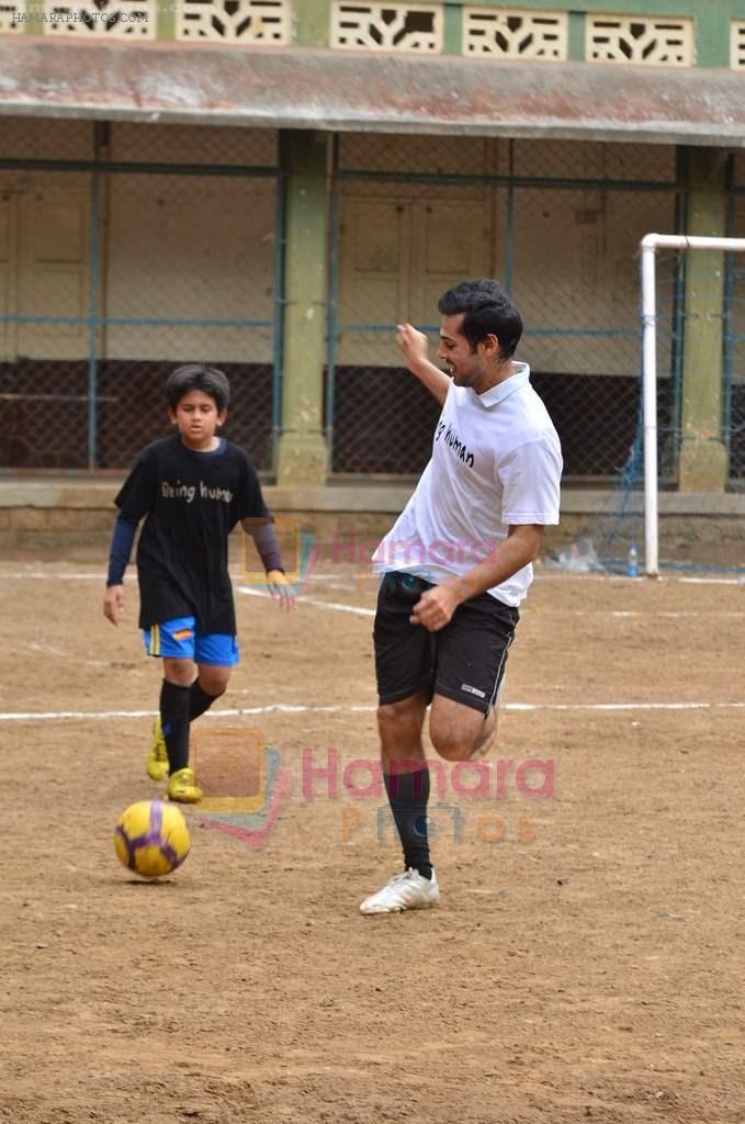 Dino Morea at Men's Helath fridly soccer match with celeb dads and kids in Stanslauss School on 15th Aug 2011