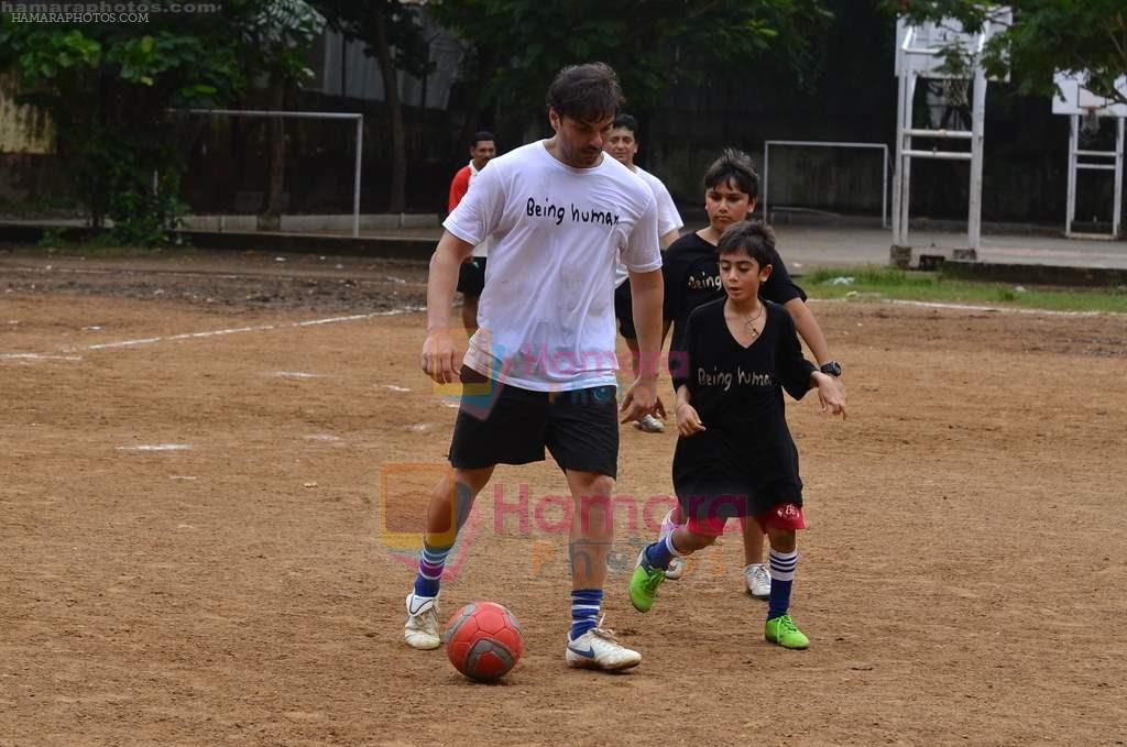 Sohail Khan at Men's Helath fridly soccer match with celeb dads and kids in Stanslauss School on 15th Aug 2011