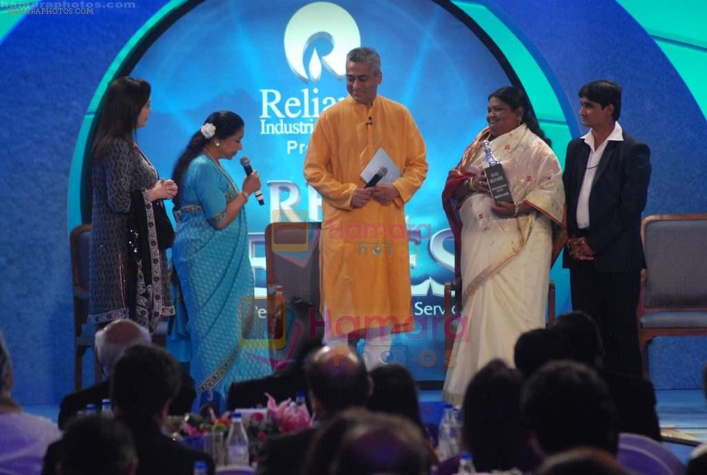Asha Bhosle at CNN IBN Heroes event in Trident, Mumbai on 18th Aug 2011