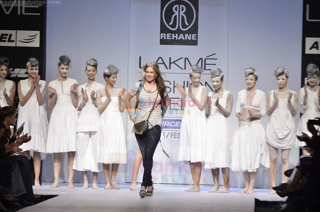 Model walks the ramp for Rehane Show at Lakme Fashion Week 2011 Day 4 in Grand Hyatt, Mumbai on 20th Aug 2011
