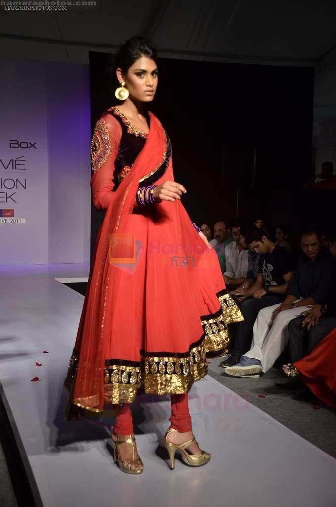 Model walks the ramp for Talent Box Show at Lakme Fashion Week 2011 Day 4 in Grand Hyatt, Mumbai on 20th Aug 2011