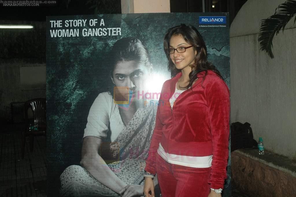 Isha Koppikar at Shabri special screening in Ketnav on 20th Aug 2011