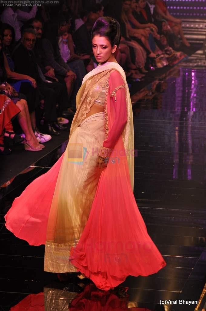 Model walks the ramp for Manish Malhotra Show at Lakme Fashion Week 2011 Day 5 in Grand Hyatt, Mumbai on 21st Aug 2011