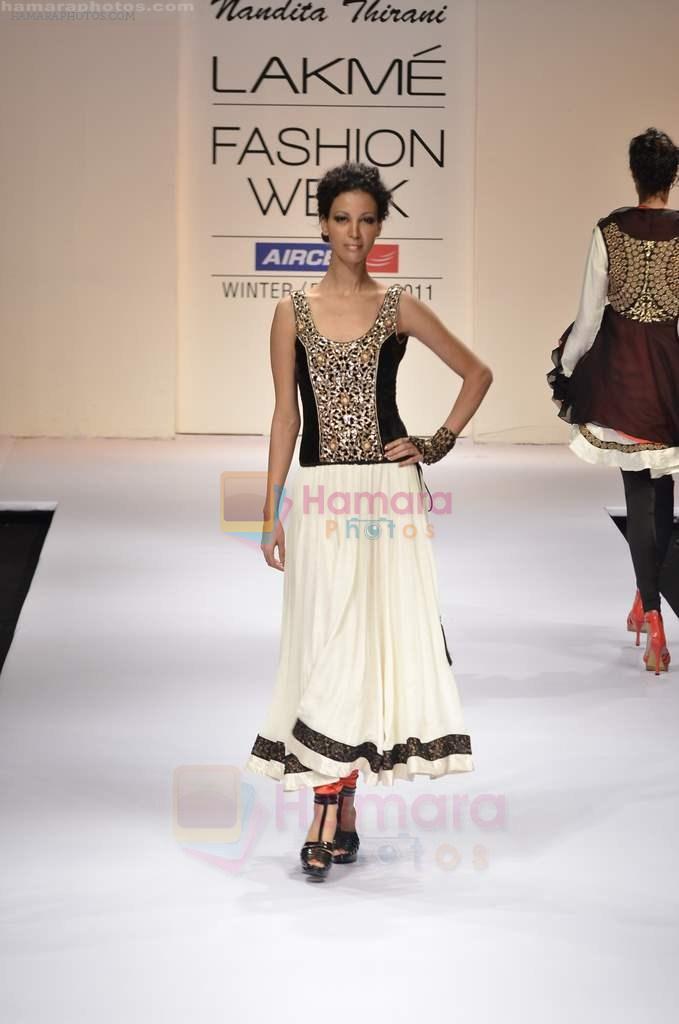 Model walks the ramp for Nandita Thirani Show at Lakme Fashion Week 2011 Day 5 in Grand Hyatt, Mumbai on 21st Aug 2011