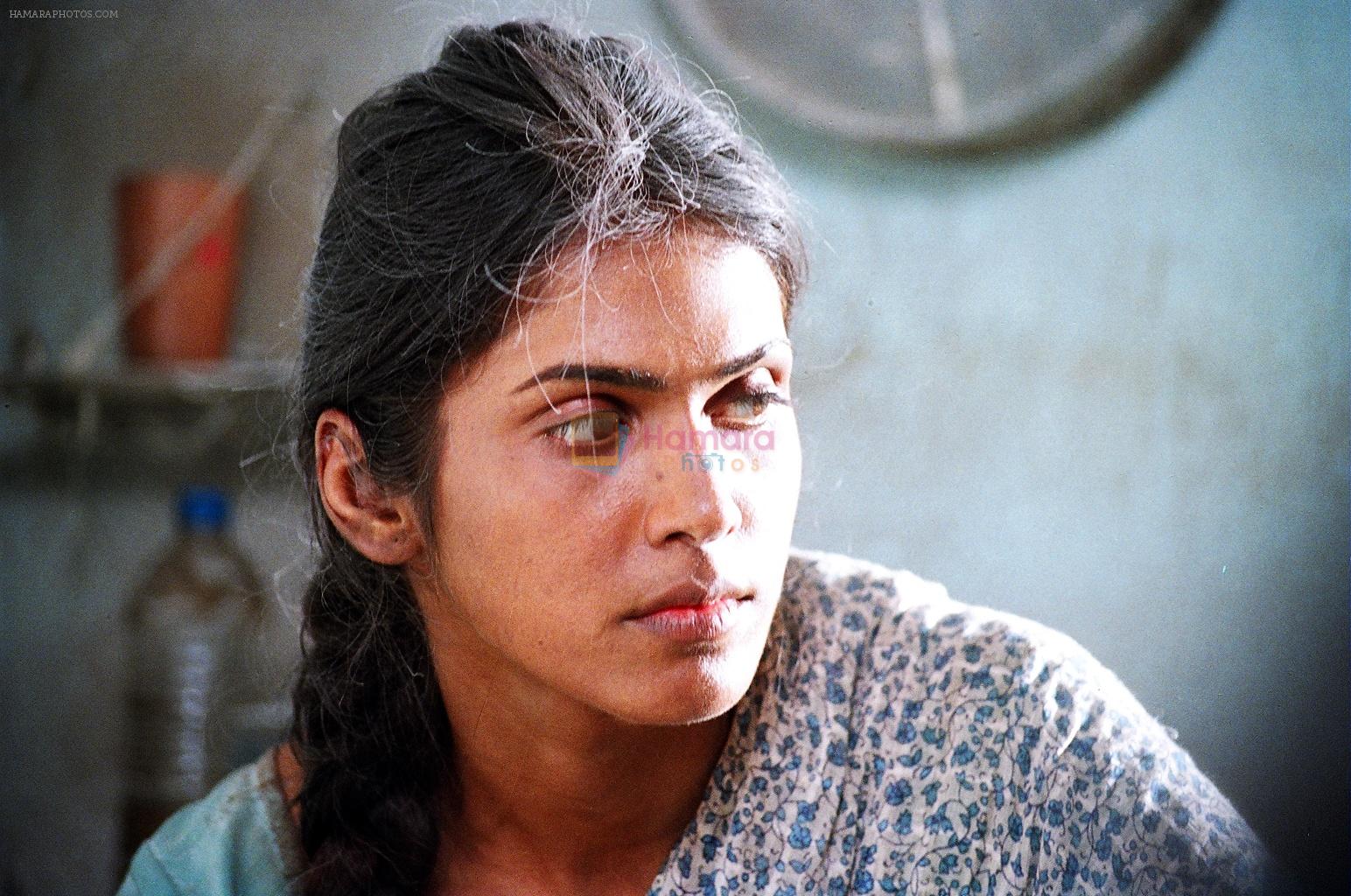 Isha Koppikar in still from the movie Shabri