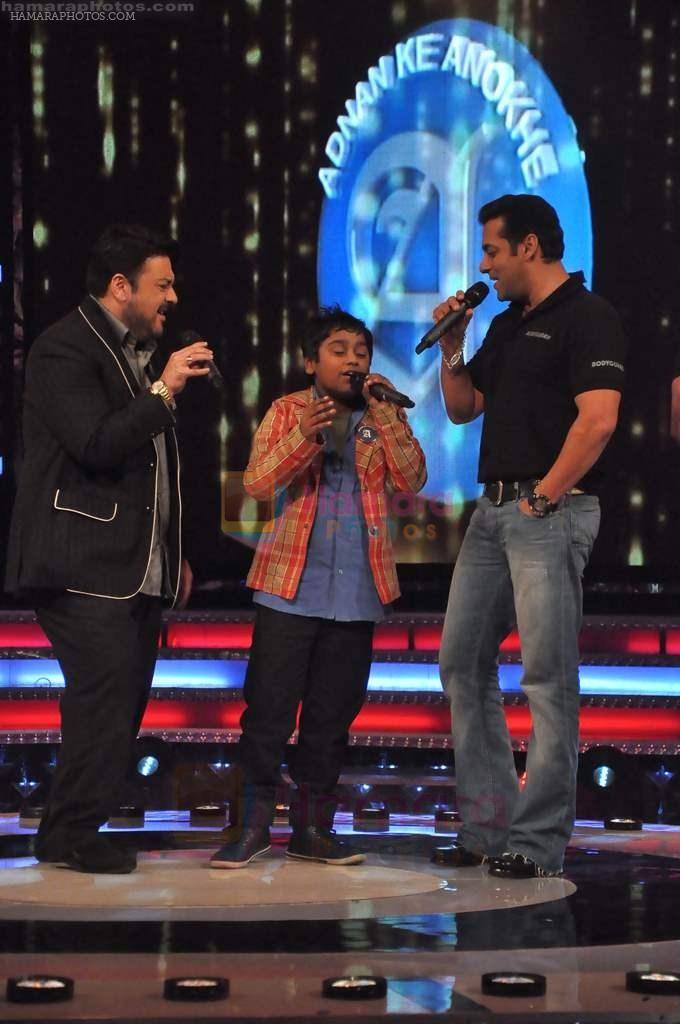 Salman Khan, Adnan Sami on the sets of Sa Re Ga Ma Lil Champs in Famous Studio on 23rd Aug 2011