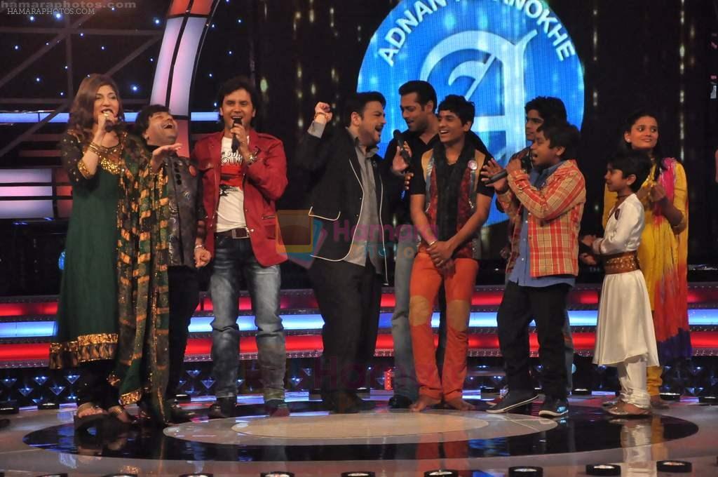 Salman Khan, Alka Yagnik, Adnan Sami, Kailash Kher on the sets of Sa Re Ga Ma Lil Champs in Famous Studio on 23rd Aug 2011