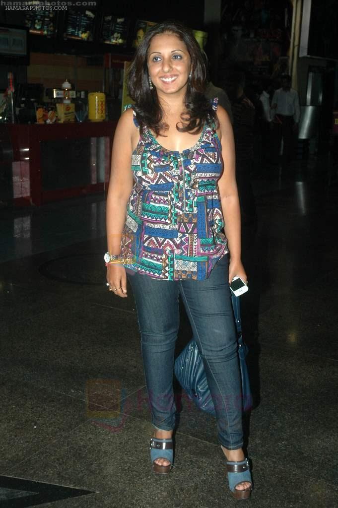 Munisha Khatwani at the premiere of the film Yeh Dooriyan in Fame on 24th Aug 2011